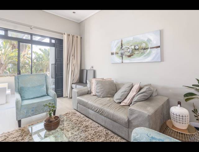 2 BEDROOM APARTMENT RENTED IN CENTURY CITY